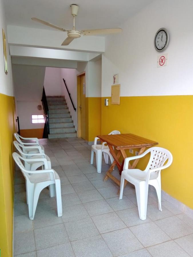 Remember Py Hotel Luque Exterior photo